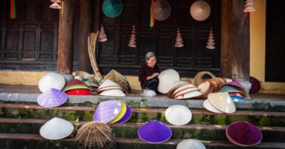 Nón lá – Phiêu lưu qua ngàn năm để trở thành biểu tượng vẻ đẹp Việt Nam