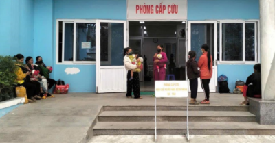 Nhiều học sinh ở một trường tiểu học Quảng Nam sốt cao, 1 em đã tử vong