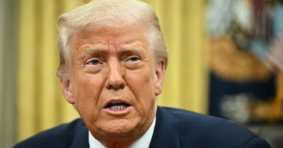 Trump đe dọa áp trừng phạt quy mô lớn với Nga giữa căng thẳng Ukraine