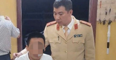 Phát hiện tài xế sử dụng ma túy, mang theo vũ khí và pháo nổ trên Quốc lộ 10