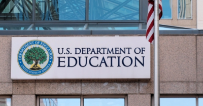 Bộ Giáo dục Mỹ bị chặn cắt tài trợ DEI: Tòa án khẳng định quyền tự do ngôn luận