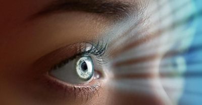 Kính áp tròng nhìn xuyên bóng tối:Công nghệ hồng ngoại từ Trung Quốc