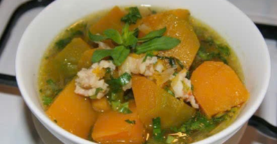 Canh bí đỏ nấu tôm – Món canh dưỡng sinh dịu nhẹ cho cả nhà