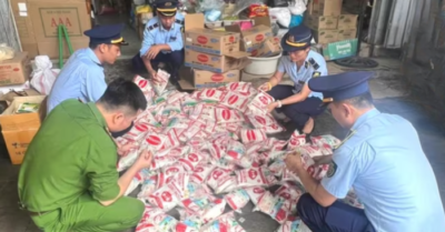 Nghệ An: Lật tẩy kho mì chính nghi giả và thực phẩm không nguồn gốc giữa trung tâm chợ Vinh