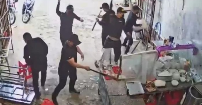 Phẫn nộ vụ 7 đối tượng mặc đồ đen đập phá quán phở ở đắK Lắk