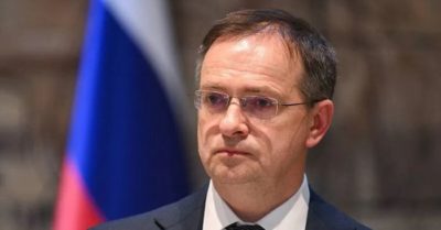 Ukraine hoãn tiếp nhận thi thể binh sĩ và trao đổi tù binh vô thời hạn