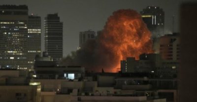 Chiến thuật ‘mưa tên lửa’.Iran xuyên thủng phòng không Israel