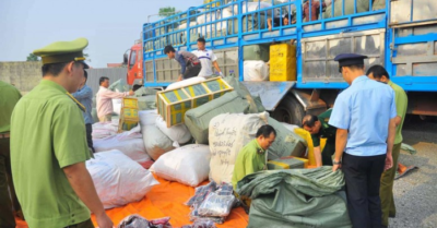Thủ tướng yêu cầu tiếp tục đẩy mạnh cao điểm phòng, chống buôn lậu, gian lận thương mại