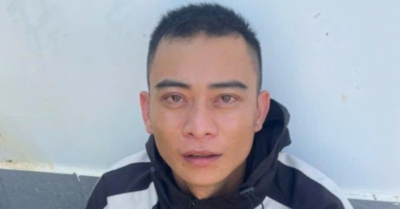 Nữ tài xế taxi bị khách xé áo, suýt thành nạn nhân hiếp dâm