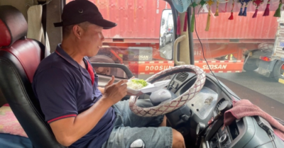 Kẹt xe nghiêm trọng tại cửa ngõ phía Đông TP HCM: Tài xế “vạ vật” suốt nhiều giờ liền