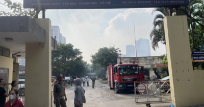 Cháy lớn tại xưởng 1.700m² ở Hà Nội: Khói khí độc lan rộng, cảnh sát xuyên đêm dập lửa