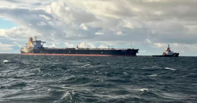 Ukraine tung đòn trừng phạt vào “hạm đội bóng tối” Nga, siết vận tải dầu và vũ khí