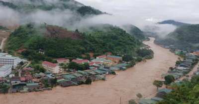 Lũ lớn đe dọa hạ lưu sông Cả: Hàng nghìn người dân Nghệ An khẩn cấp sơ tán trong đêm