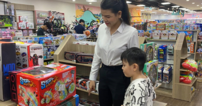 Dạy con nhận biết hàng giả – Kỹ năng sống không thể thiếu.