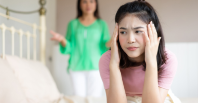 Phía sau cơn giận tuổi teen: Không phải hư mà là tổn thương