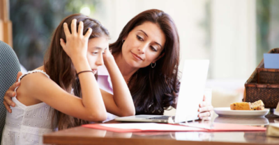 Cha mẹ giáo dục con tuổi teen khi bắt đầu yêu theo giá trị văn hóa Việt Nam