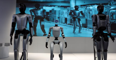 Trung Quốc khai trương cửa hàng robot hình người đầu tiên