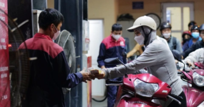 Giá xăng vượt mốc 20.000 đồng/lít: Vì sao tiếp tục tăng?