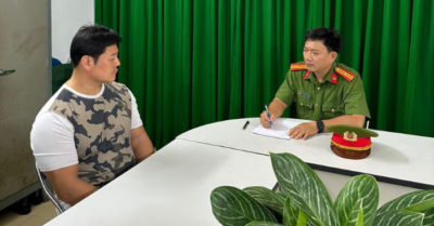 Đường dây mại dâm trá hình tại quán karaoke: Công an triệt phá trong đêm