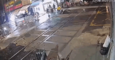 Đồng Nai: Hai nữ nhân viên gác chắn cứu thanh niên ngã trên đường ray khi tàu sắp đến