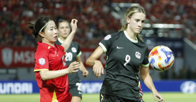 Tuyển nữ Việt Nam thua Australia, lỡ hẹn chung kết AFF Cup 2025