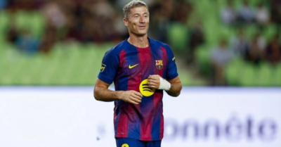 Lewandowski từ chối “núi tiền” để ở lại Barca, bỏ lỡ hàng trăm triệu USD
