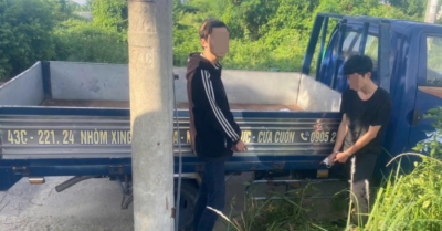 Trộm ắc quy xe tải giữa đêm: Nhóm thanh niên bị bắt khi đang “săn mồi”