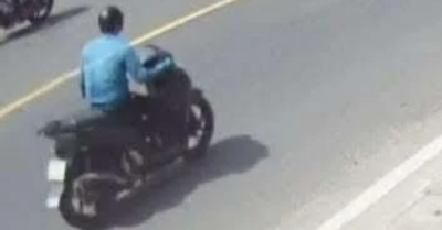 Thanh niên chạy 40 km trả lại 5 triệu đồng cho cụ bà ở Đà Nẵng