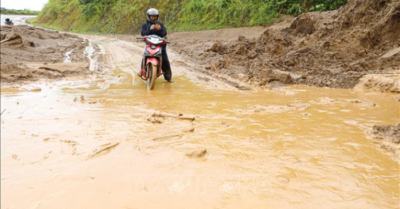 Nguy cơ lũ quét Bắc Bộ, sạt lở đất tại 10 tỉnh – Mưa lớn bao trùm cả nước