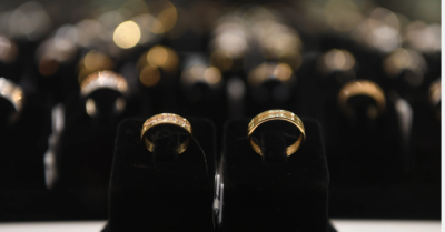 Giá vàng tăng vọt thêm 2 triệu đồng/lượng: Kỷ lục mới đang đến gần?