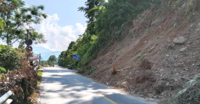 Núi ở Nghệ An xuất hiện vết nứt dài 60m, đe dọa quốc lộ 7