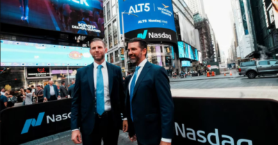 Hàng tỷ USD ‘trên giấy’ từ tiền số mới của TT Trump: quyền lực hay rủi ro?