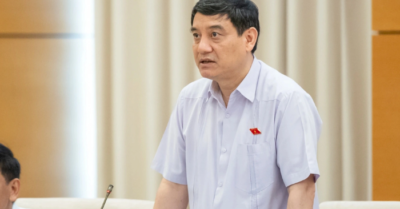 “Với học sinh lệch chuẩn lớn, chỉ dùng biện pháp nhẹ nhàng thì rất khó”; cần có biện pháp phù hợp.