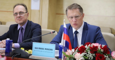 Bộ trưởng Y tế Nga cấp cứu hành khách trên máy bay từ Moscow tới Hà Nội