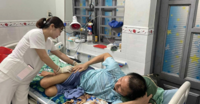 Chữa bệnh miễn phí trả ơn đời từ tấm lòng người phụ nữ