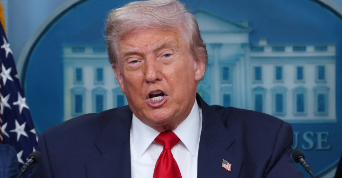Trump Kêu Gọi Châu Âu Ngừng Mua Dầu Nga