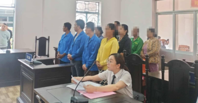 Mẹ và người thân lừa bán con gái ra nước ngoài làm vợ