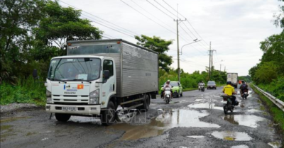Quốc lộ 61 hư hỏng: An Giang “bẫy ổ gà, ổ voi” khủng