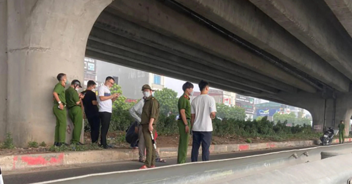 Hà Nội: Thi thể phân hủy dưới Vành đai 3 chưa rõ danh tính