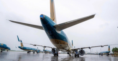 53 chuyến bay phải chờ vì mưa lớn Hà Nội