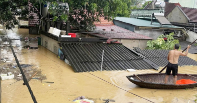 Nước sông Lam, sông Hiếu dâng cao sau bão Bualoi, người dân Nghệ An chạy lũ trong đêm