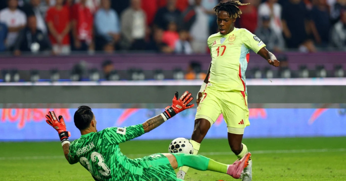 Tây Ban Nha chiếm đỉnh bảng xếp hạng FIFA