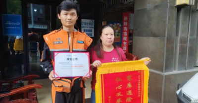 Shipper cứu nữ giám đốc thoát “án tử” trong kho lạnh, nhận thưởng hàng chục triệu đồng