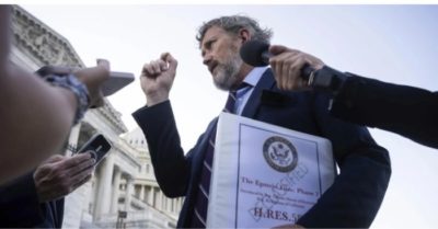 Hạ viện Mỹ hé lộ loạt tài liệu mật về tỷ phú Epstein