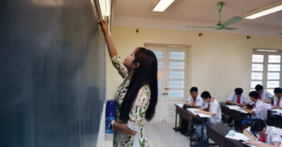 Tranh luận về quy định học sinh vi phạm chỉ bị kiểm điểm theo Thông tư 19