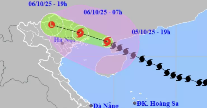 Bão số 11 Matmo gây mưa lớn, gió mạnh