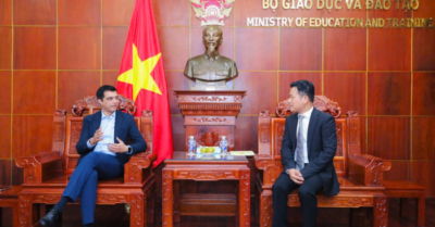 Giúp học sinh, sinh viên Việt Nam tiếp cận nền tảng học tập toàn cầu