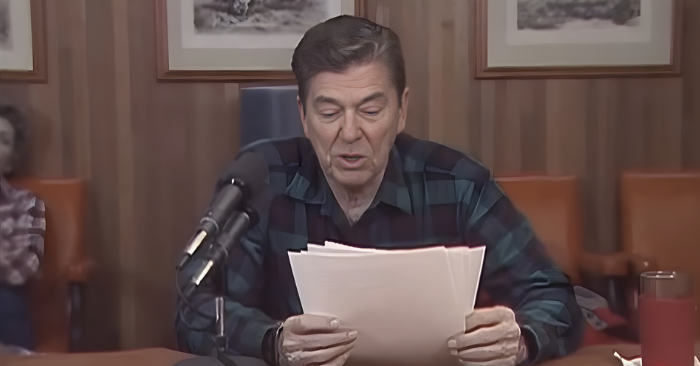 Trump hủy đàm phán với Canada vì quảng cáo dùng lời Reagan
