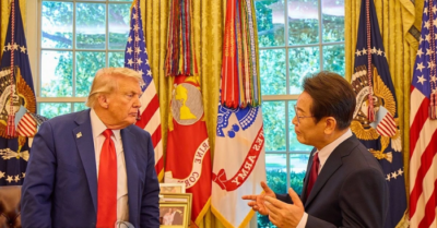 Trump nhận huân chương hoa mugung từ hàn quốc trong chuyến thăm