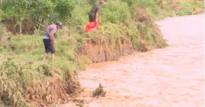 Ra sông bắt cá giữa mưa lũ, một người đàn ông bị nước cuốn mất tích